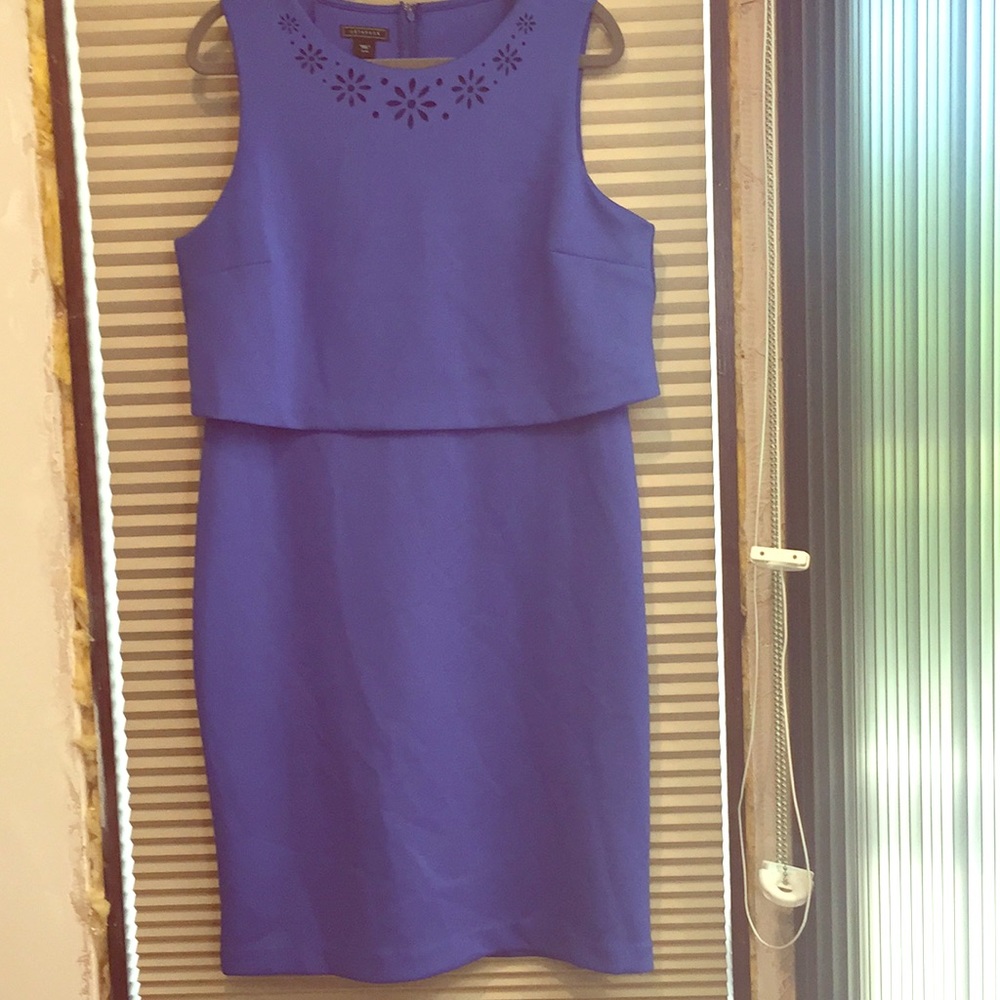 Beautiful blue dress!